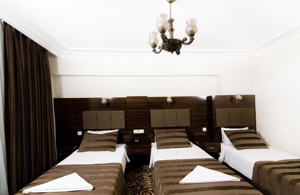 Pelikan Hotel Istanbul Exterior photo